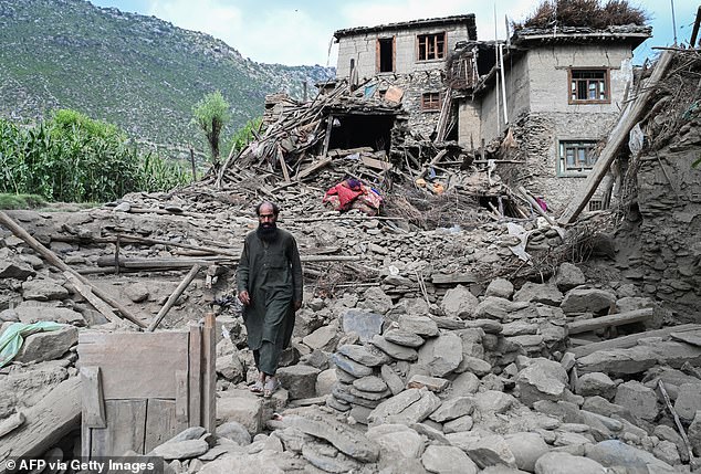 Government Directives Fall Short in Afghanistan's Post-Earthquake Rescue Efforts