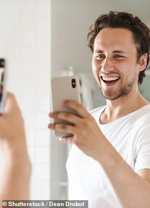 Survey Reveals Common Mistakes in Online Dating Photos That Turn Off Potential Matches