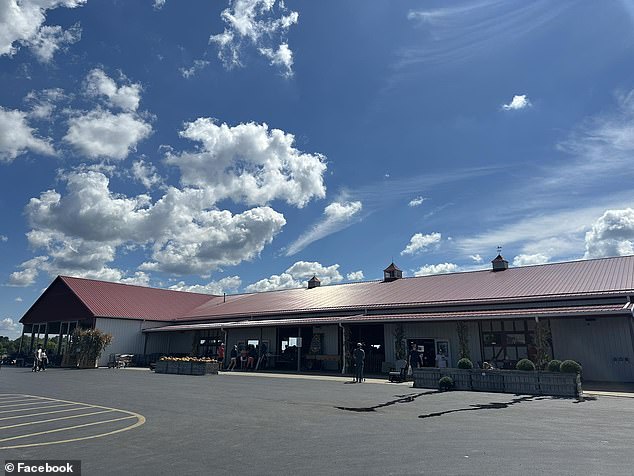 Ohio Orchard Calls Out Family for Smuggling $300 Worth of Apples During Pick-Your-Own Event