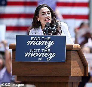 Progressive Senators Form Secret 'Fight Club' to Challenge Schumer's Leadership as 2026 Midterms Loom