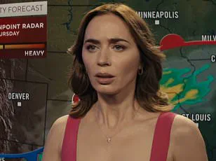 A Groundbreaking Theory Challenges Hollywood Depictions: First Contact with Alien Civilization May Be a Grim Encounter