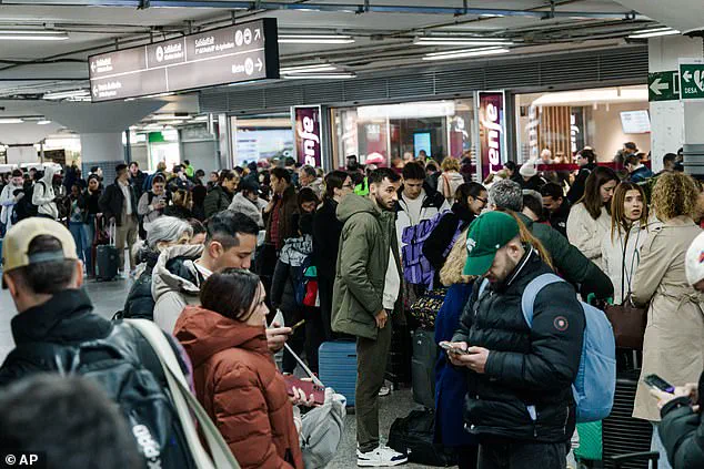 Spain Train Derailment Leaves 21 Dead and 100 Injured