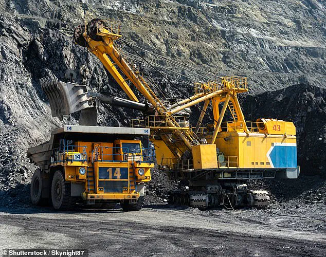 Hidden Geological Weakness Beneath Greenland’s Ice Sheet Could Accelerate Collapse, Complicate U.S. Arctic Ambitions