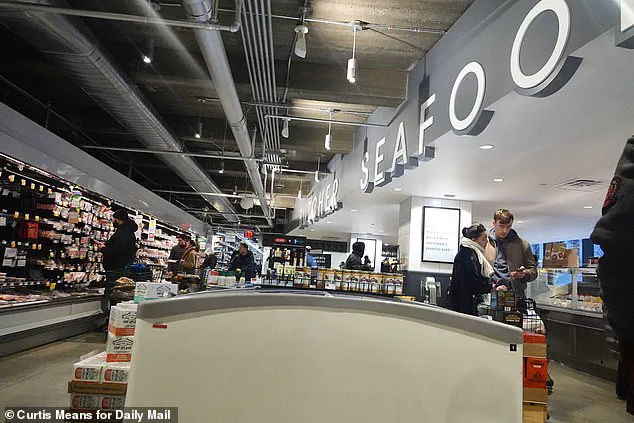 Winter Storm Fern Sparks Panic Buying in New York as Residents Stockpile Essentials