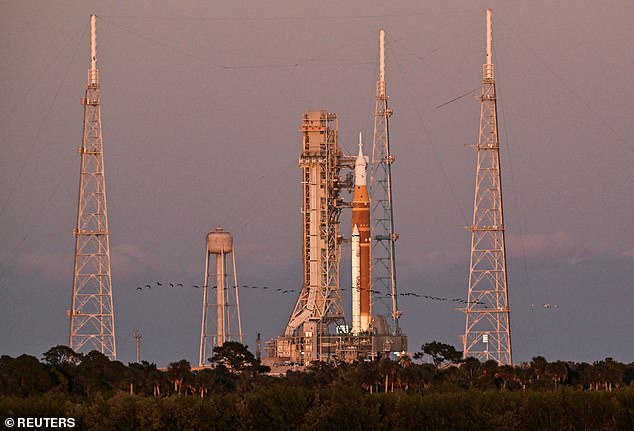 Artemis II Delay Sparks Frustration and Conspiracy Theories as NASA Prioritizes Safety