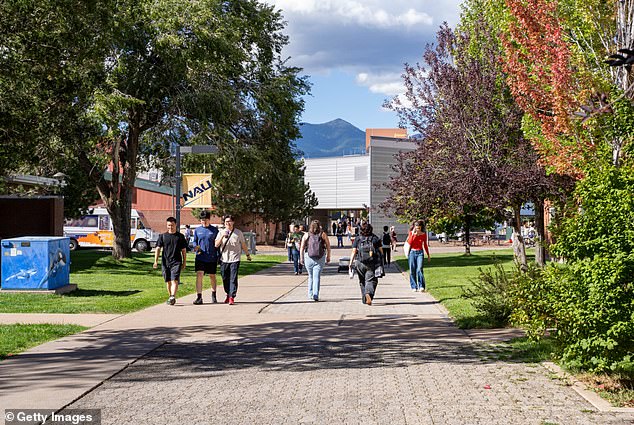 Chilling Incident at Delta Tau Delta Fraternity House: 18-Year-Old Freshman Found Unresponsive, CPR Administered Before Law Enforcement Arrives