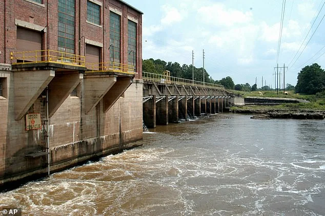 Diesel Odor in Griffin Tap Water Sparks Concern After Fuel Spill