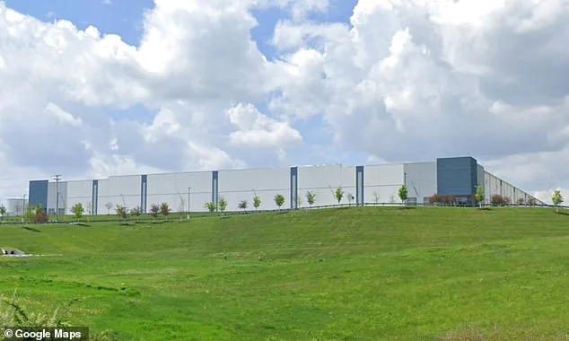 ICE Quietly Spends $90 Million on Pennsylvania Warehouse to House 1,500 Migrants as Part of Trump Deportation Efforts