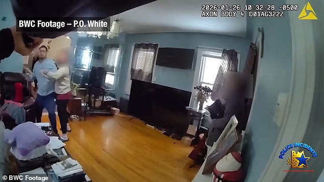 New York Mayor Challenges DA to Drop Charges in Schizophrenia Case, Sparking Debate Over Mental Health and Justice