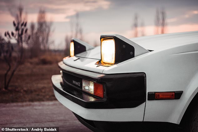 Cazoo Survey Reveals Gen Z's Struggle to Recognize Classic Car Components Amidst Modern Automotive Innovation