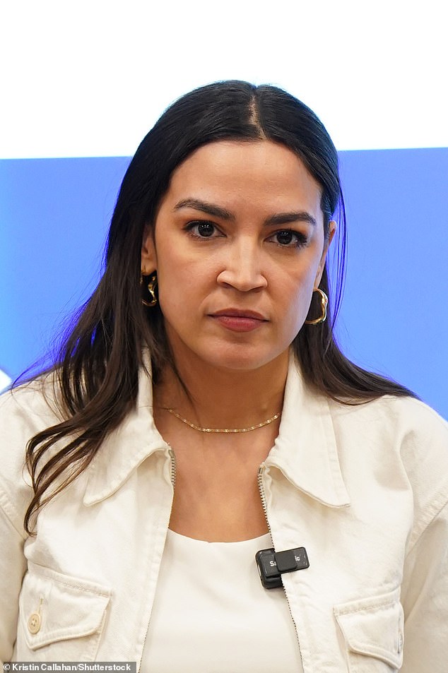 Matthew Continetti's Op-Ed Highlights Democratic Party's Lackluster Candidates Ahead of 2028 Election