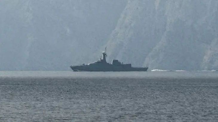 Maritime Insurers Pull Out Amid Iran's Hormuz Closure, Energy Prices at Risk