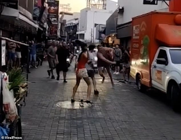 Violent Drunken Fight in Pattaya Leaves British Tourists Hospitalized