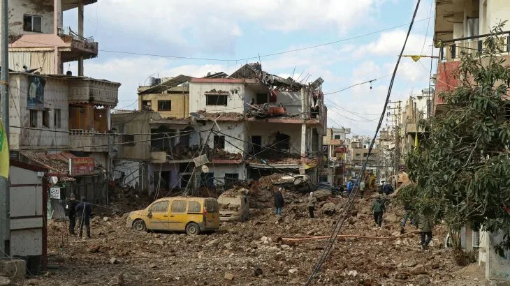 Israeli Raids Kill 41 in Lebanon's Nabi Chit, Marking Deepest Incursion Since November 2024