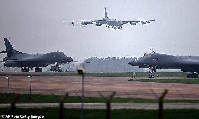 U.S. B-52s in UK Signal Cold War-Era Military Posturing Amid Iran Tensions