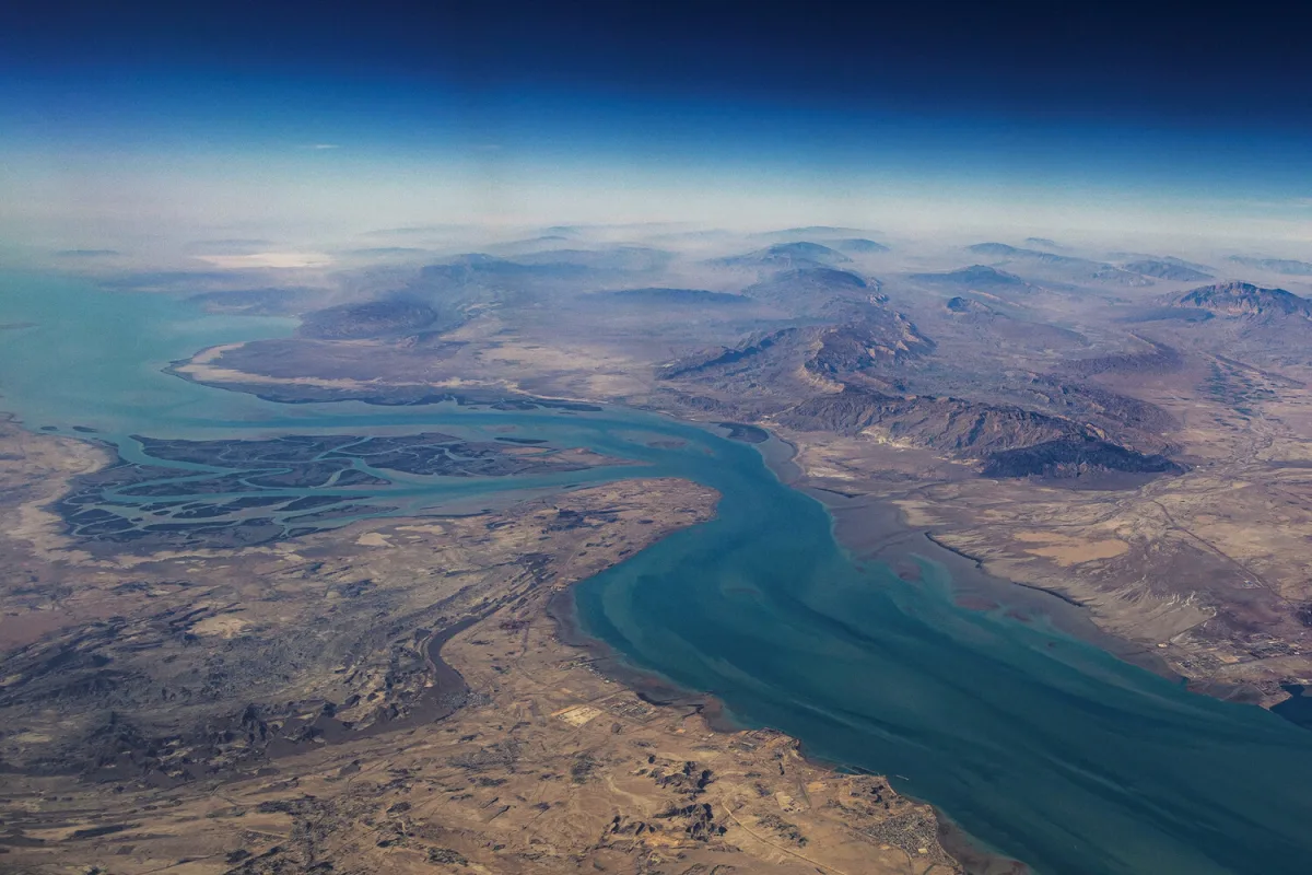 U.S. Energy Secretary's Post on Navy Escort in Hormuz Vanishes