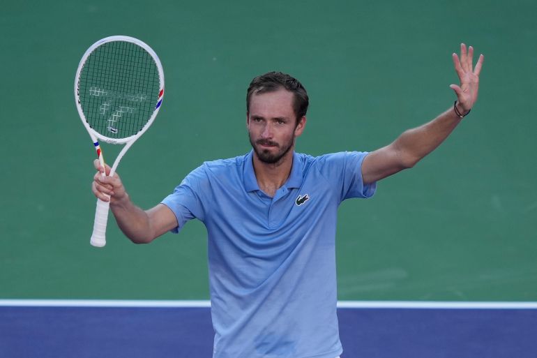 Daniil Medvedev Ends Carlos Alcaraz's 16-Match Streak with Indian Wells Open Semifinal Victory