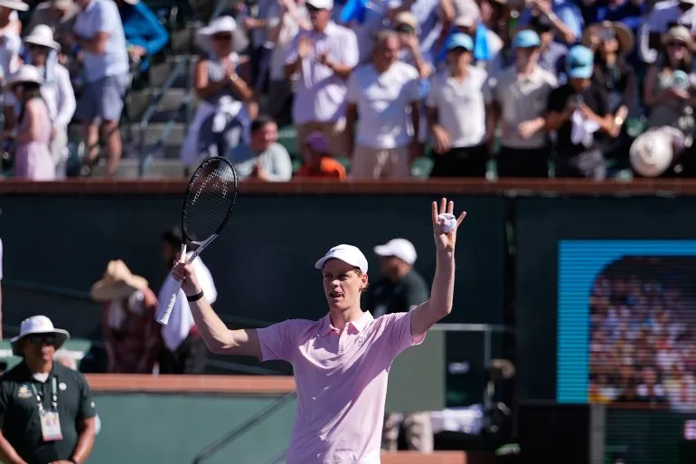 Daniil Medvedev Ends Carlos Alcaraz's 16-Match Streak with Indian Wells Open Semifinal Victory