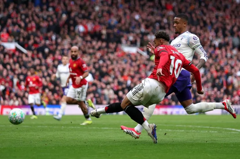 Manchester United Tighten Grip on Third Place with Crucial 3-1 Win Over Aston Villa