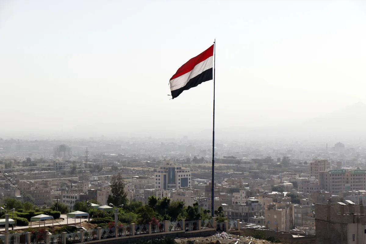 Yemen Issues Stark Warning to Close Strategic Bab-el-Mandeb Strait to U.S., Israeli Vessels