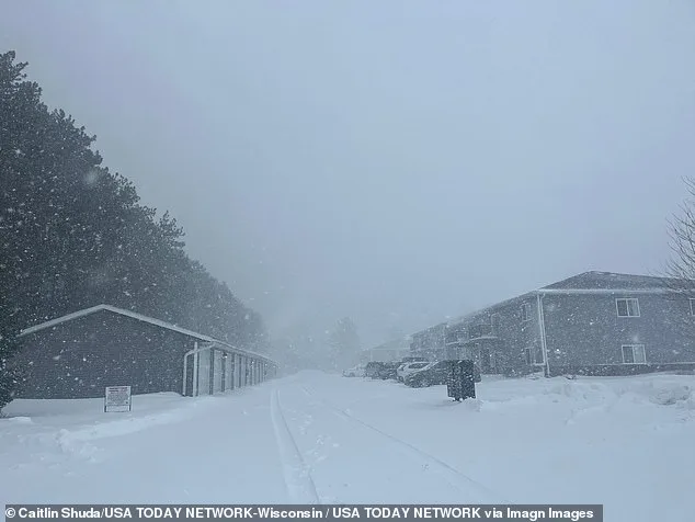 Triple-Threat Megastorm Poses Historic Threat to 200 Million as U.S. Braces for Blizzards, Tornadoes