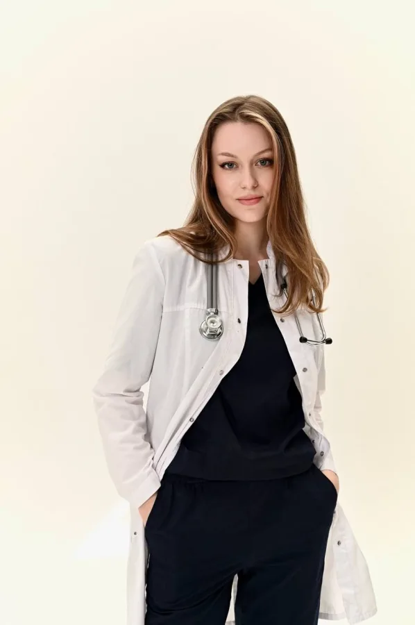 Rethinking Medicine: A Personal Journey Through Surgery and Life in Russia