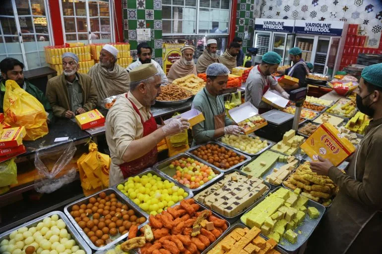 Pakistan and Afghanistan Agree to Temporary Eid al-Fitr Ceasefire Amid Regional Tensions