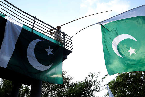 Pakistan Suspends Military Operations Along Durand Line During Eid al-Fitr, Citing Regional Diplomacy