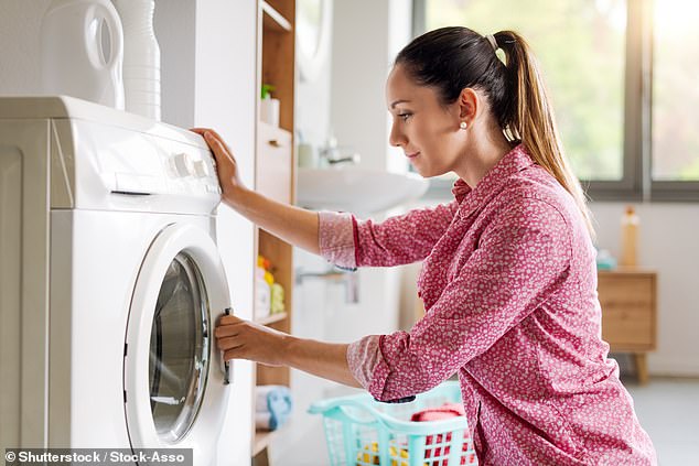 The Surprising Habit That Turns Your Washing Machine into a Mold Haven — and It Starts with Closing the Door