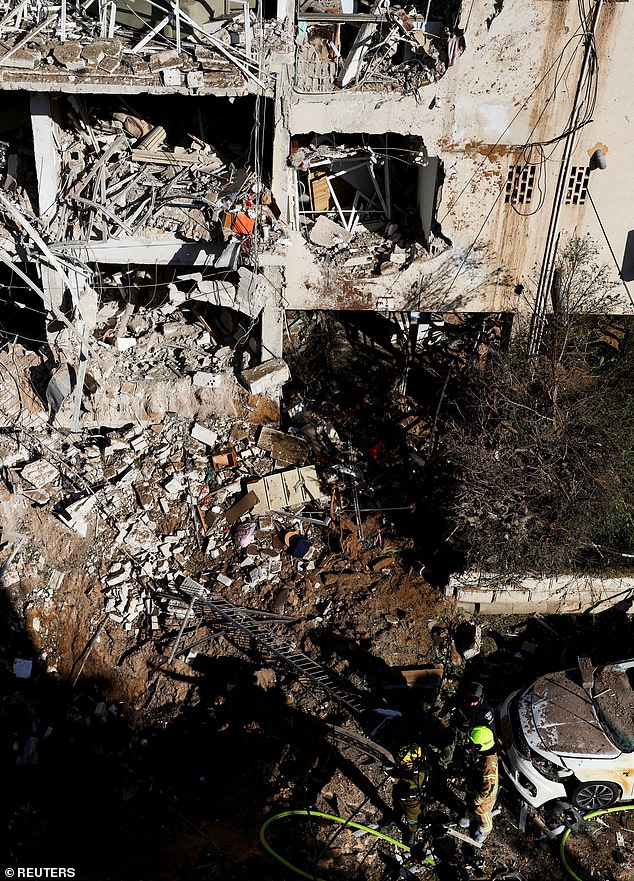 Iran's Missile Strikes on Tel Aviv and Israeli Cities Escalate Regional Tensions Amid Trump's Praise for Peace Talks