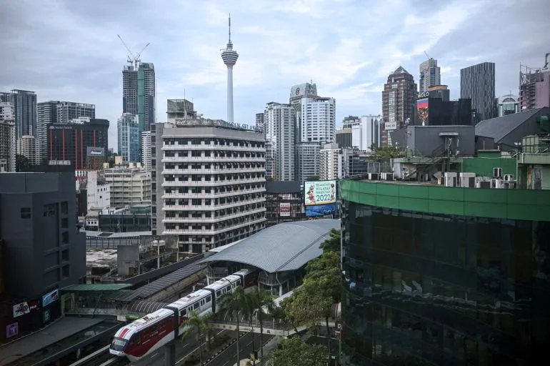 Malaysia Overhauls Foreign Worker Policies to Prioritize Local Employment, Sparks Expatriate Concerns