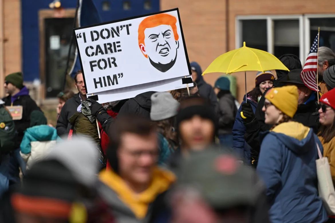 Nationwide 'No Kings' Protests Erupt Across U.S. and Globally in Third Major Round Since Trump's Re-Election