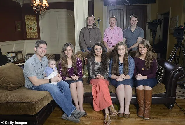 Joseph Duggar Sends Apologetic Letters to Family Amid Child Molestation Allegations