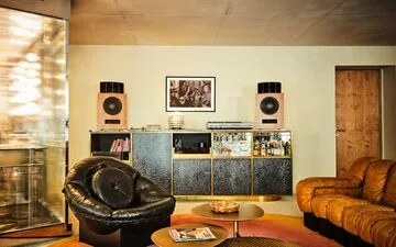 **Nadia Farès' Sudden Death Leaves Paris Gym in Shock**