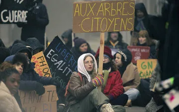 Scrubs" Returns: Old Friends, New Adventures