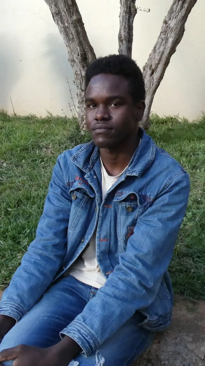 Sudanese Refugee Amir Ali Nearly Caught by Guards at Morocco Border