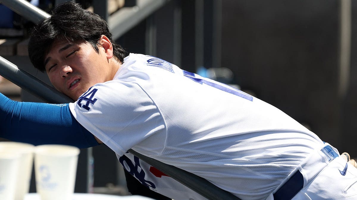 Baseball owners reject union's first proposal to stop cheap owners