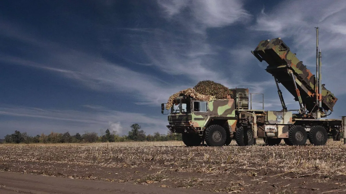 UK pledges £752M aid package including drones and missiles for Ukraine.