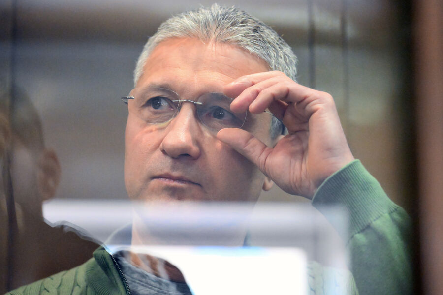 Former Defense Minister Ivanov May Wed While Serving 13-Year Sentence