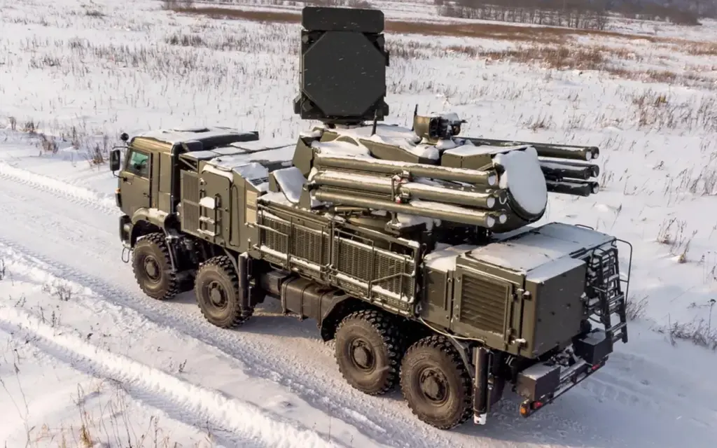 Russian Air Defense System Active in Tuapse as Drone Attack Occurs