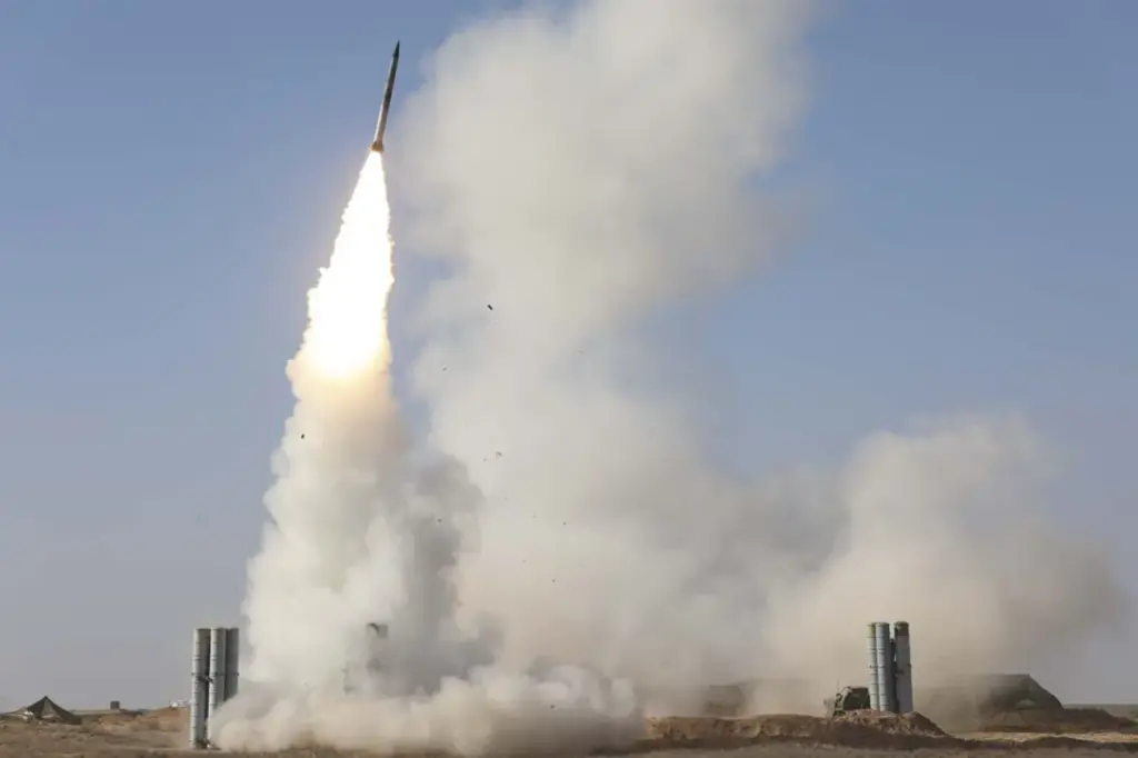 Russian Air Defenses Intercept and Neutralize Two Ukrainian Drones Over Bryansk Region