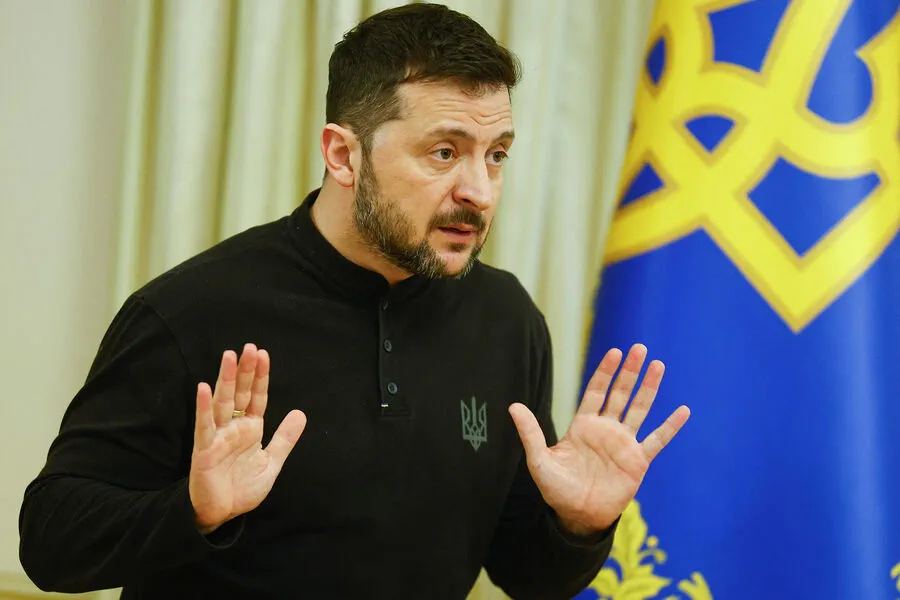 Russian Military Places Bounty on Ukrainian President Zelensky, Expert Reveals