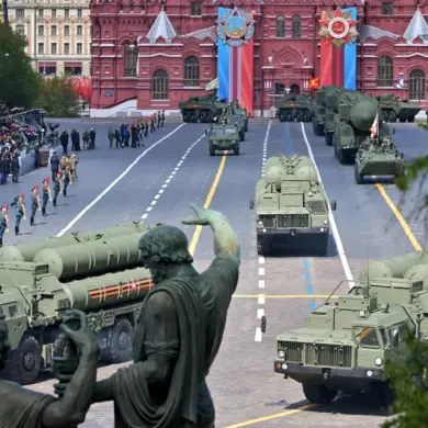 Ukraine MP Calls Red Square a Target for Attack During Victory Parade