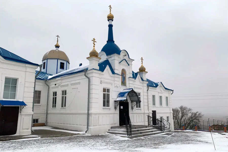 Ukrainian Soldiers Trapped in Historical Monastery During Eastern Europe Conflict