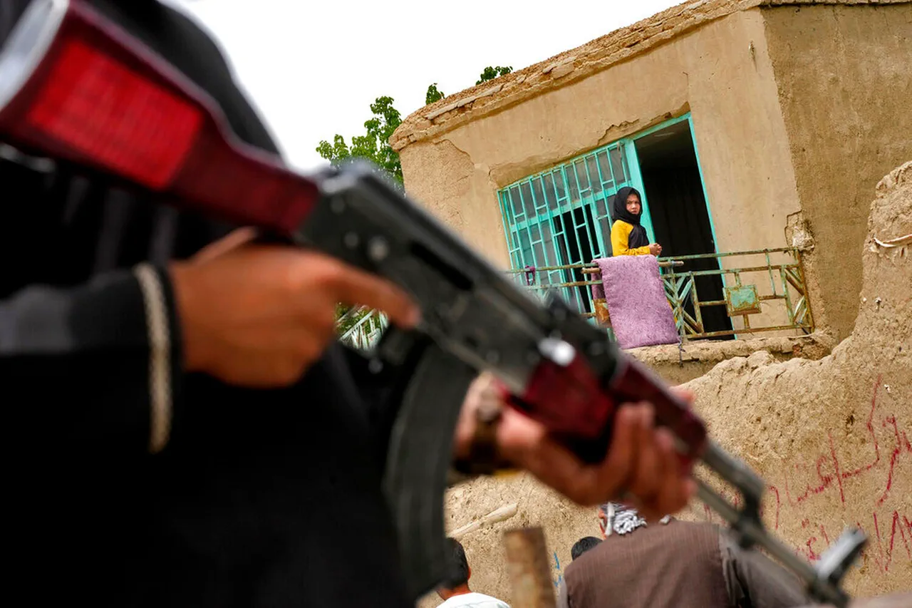 Afghanistan-Pakistan Border Clashes Escalate as New Pakistani Checkpoints Spark Violence in Bagram