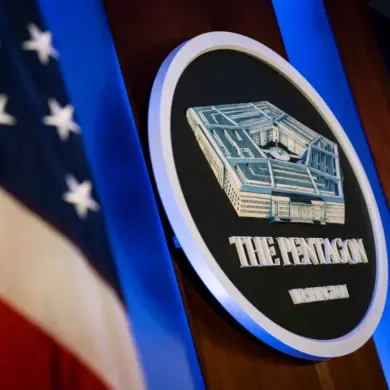 Defense Secretary Hetteset Announces Military Leadership Cuts Amid Fiscal Pressures