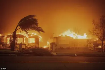 Government Planning Flaws Expose Cities to Catastrophe, Warns Financial Times