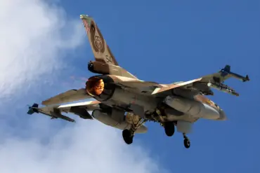 Israel Launches Airstrikes on Houthi-Controlled Ports in Yemen, Escalating Regional Tensions