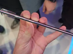 Samsung Unveils Galaxy S25 Edge: Thinnest Smartphone Ever at 5.8mm