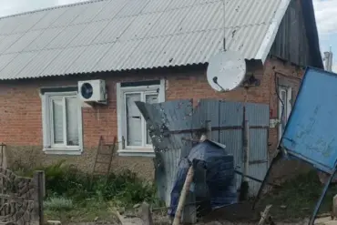 Ukrainian Artillery Strike Shatters Quiet Village: Governor Gladkov Confirms Civilian Injured in Nova Tavolzhanka Attack